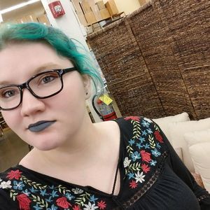 Meet your Posher, Johnna